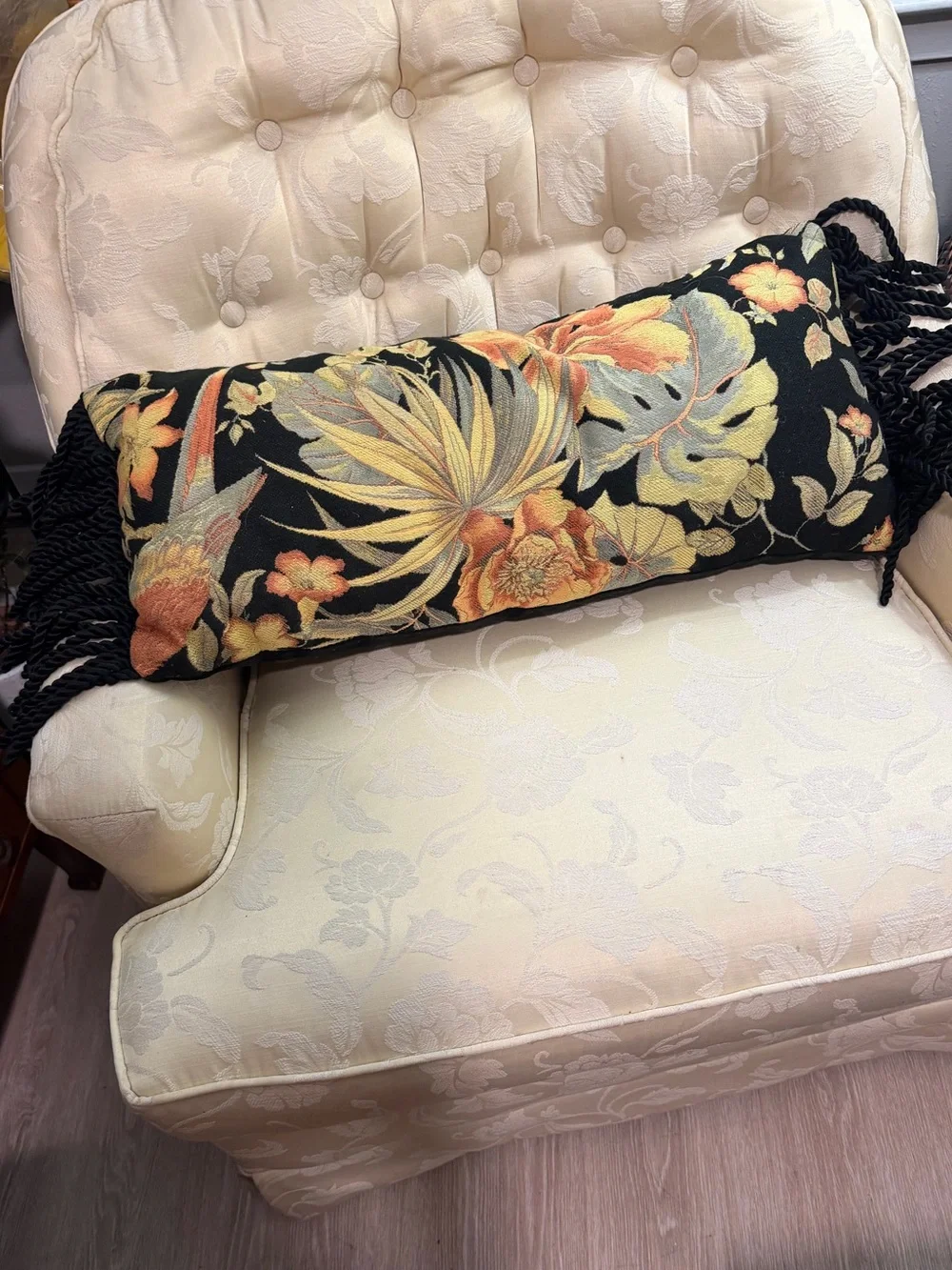 VINTAGE DECORATIVE LUMBER PILLOW